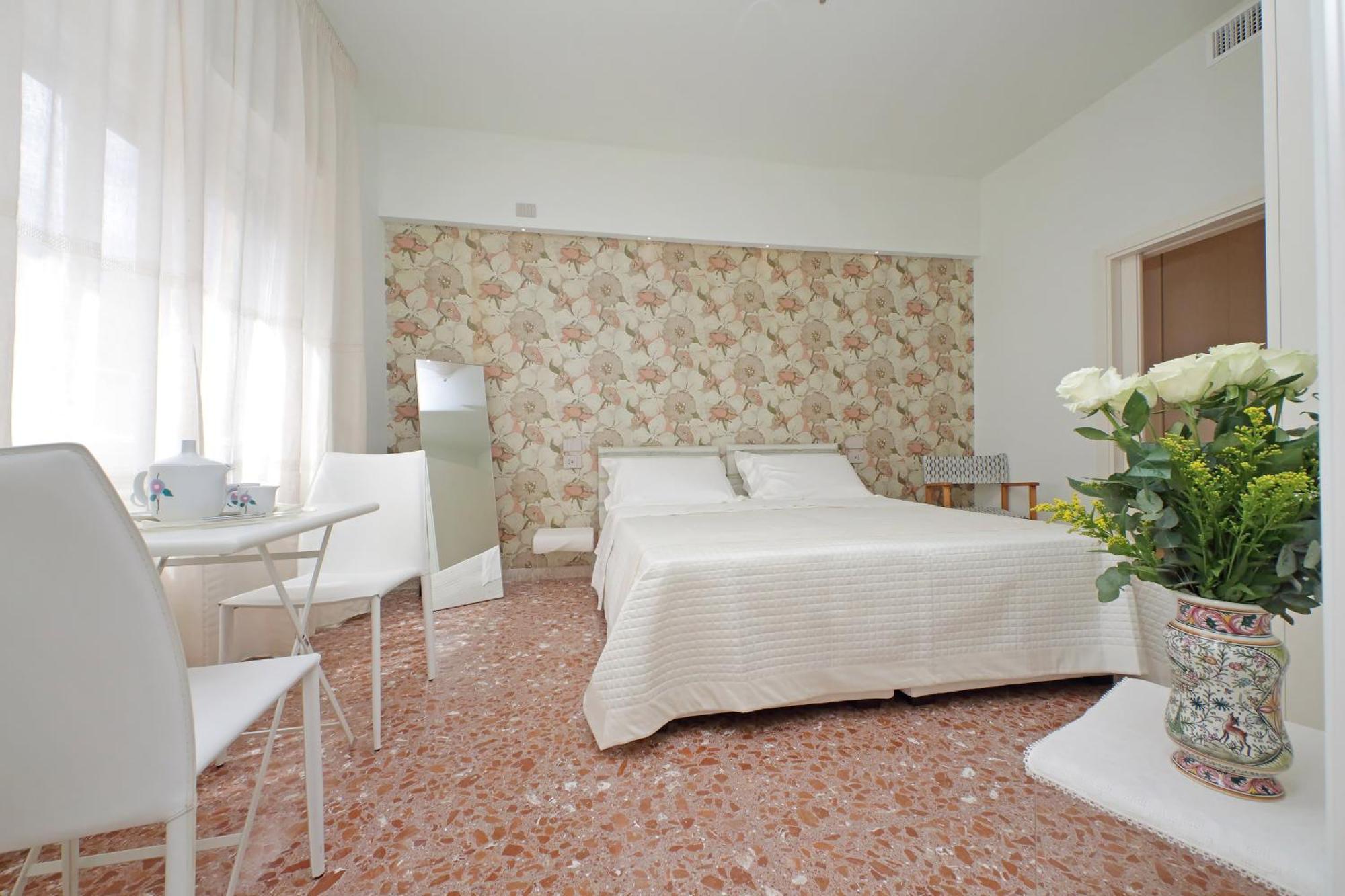 On Rome Affittacamere O Guesthouse ภายนอก รูปภาพ